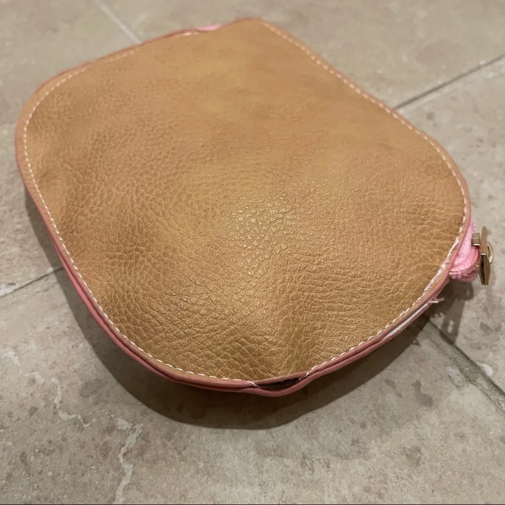 3/$10 🛒🛍️ Winky Lux Donut Makeup Bag Pouch